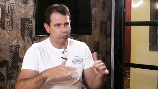 IRONMAN - история о мотивации, пути, достижении и счастье. смотреть онлайн