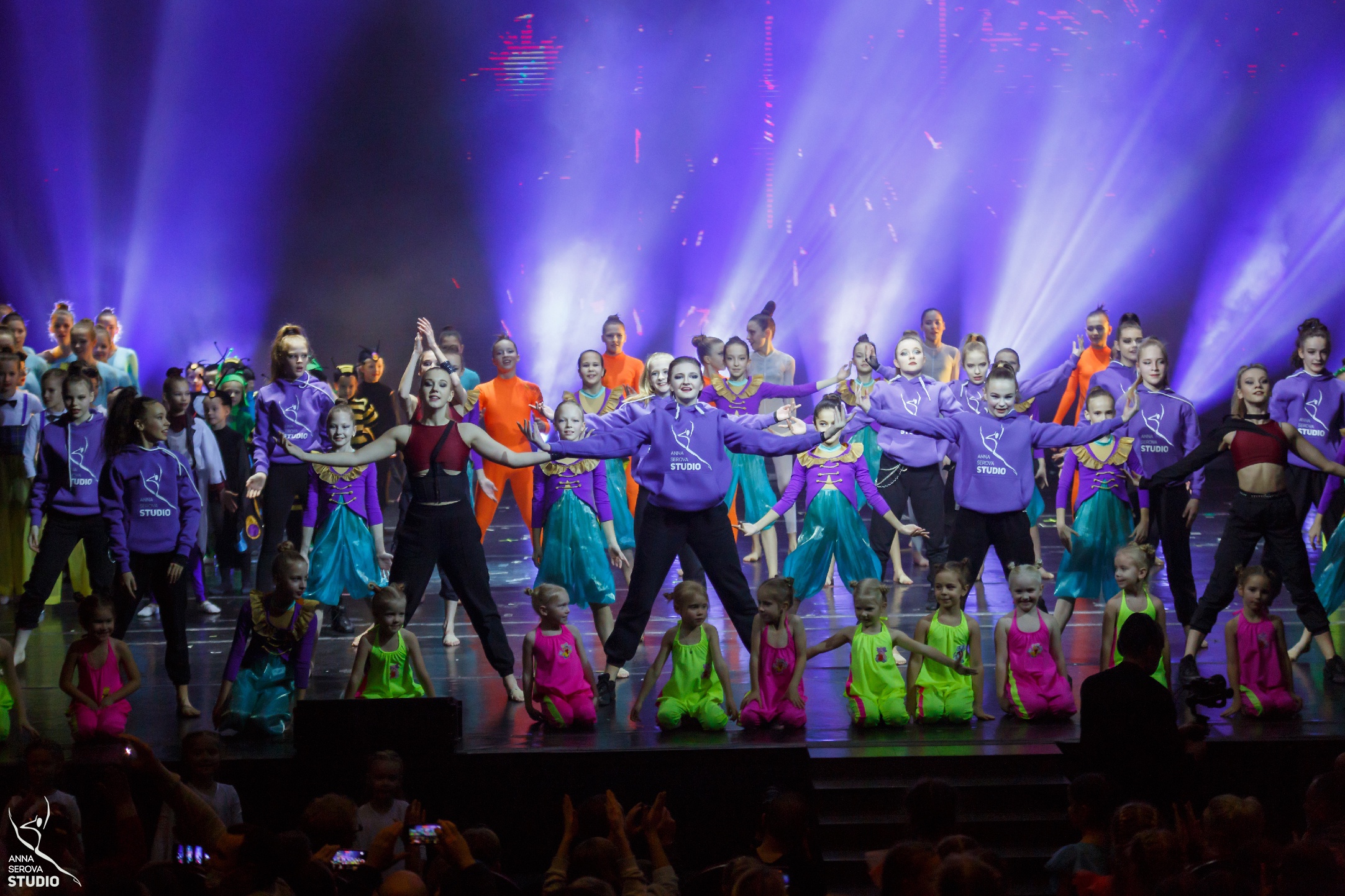 Артисты студии Анны Серовой. Концерт в ЛДМ. Санкт-Петербург