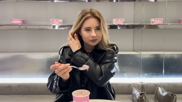 ОБЗОР КОНДИТЕРСКИХ В МОСКВЕ // КУДА СХОДИТЬ? смотреть онлайн