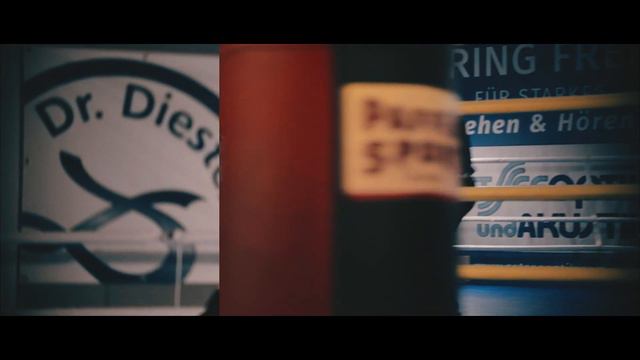Commercial Boxing смотреть онлайн