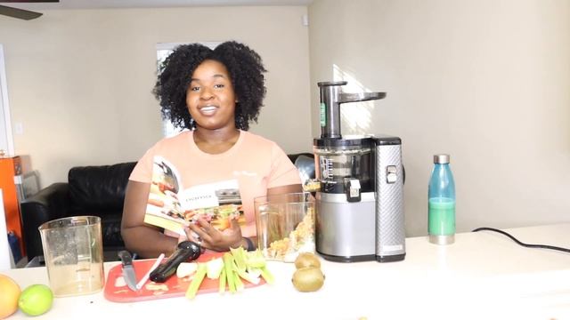 90 DAY REVIEW: Nama Vitality 5800 Juicer [Cold Press Juicer] смотреть онлайн