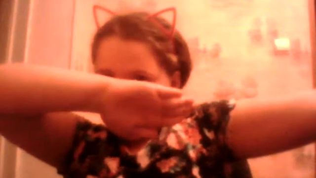 Танцую под песню Хайпанем немножко смотреть онлайн