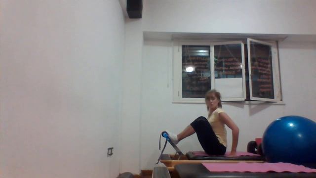 pilates reformer express: postura y abdomen смотреть онлайн