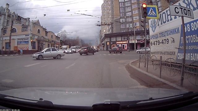 Красный? не, не слышал (троллейбус на красный) смотреть онлайн