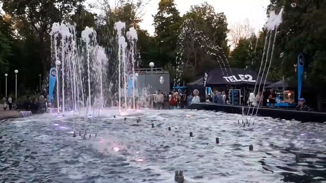 Фонтаны в центральном парке г. Орел 2019.