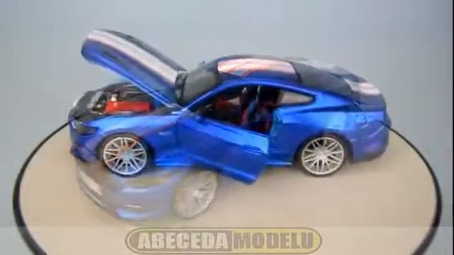 Ford Mustang GT 2015 Custom Maisto 1/24 смотреть онлайн