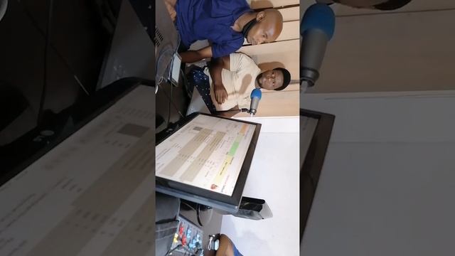 Extension Point FM The Groovy breakfast Show смотреть онлайн