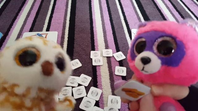 Swoops and Roxie playing Super Tooth Board Game. Fun with toys. смотреть онлайн
