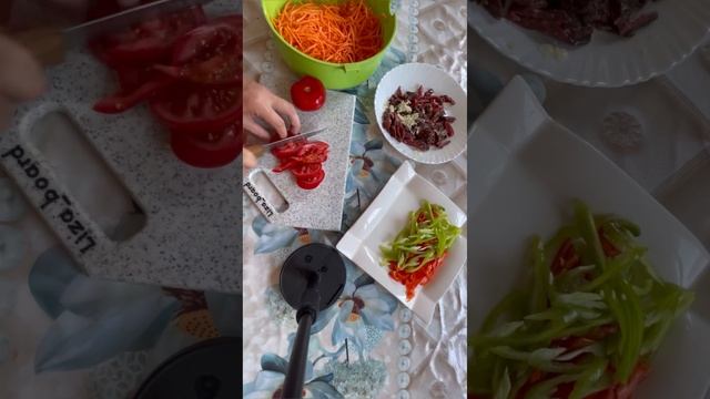 Оригинал рецепт фунчозы. Легкий салат. #фунчозарецепт #фунчозасовощами #фунчоза #фунчозаскурицей смотреть онлайн