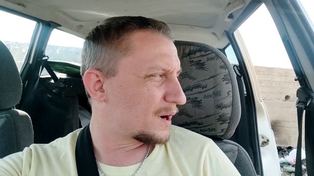 Рыбалка с лодки на Волге, не умеем ловить на кольцо и яйца смотреть онлайн