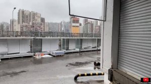 Установил новый воздушный сигнал. Первый раз за 8 лет приготовил еду в кабине своего грузовика.