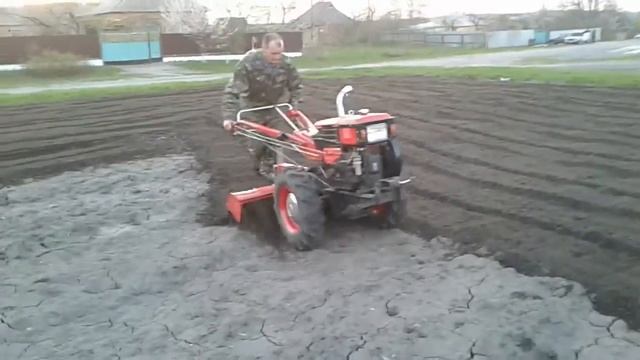 Кентавр 1010Д, работа с фрезой. смотреть онлайн