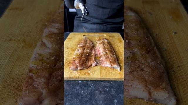 Balik ekmek, легендарный Стамбульский сендвич с рыбой #balıkekmek #шаурмарецепт #сритфуд #стамбул смотреть онлайн