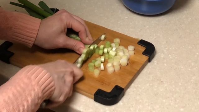 Заливной пирог с начинкой из яиц@Deliciousandkosher775