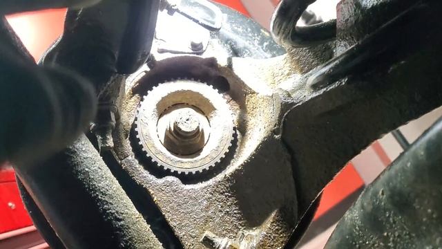 Ford Escape ABS Light ON. ABS sensor troubleshooting and replacement. смотреть онлайн