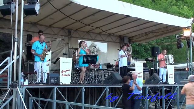 SALTI MORTALI valzer di Casadei eseguito dall'orchestra GIANFRANCO AZZALLI a San Giovanni RSM 2013 смотреть онлайн