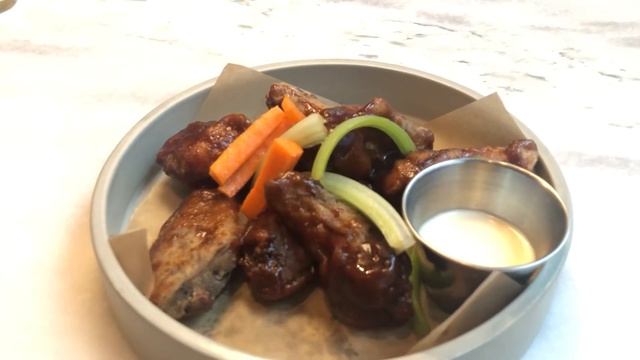 Куда сегодня? Ресторан True Cost / Обзор баров Москва Сити смотреть онлайн