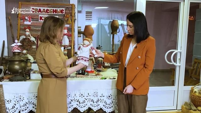 В программе «Народный мастер» — педагог фольклорной школы «Калинушка» Юлия Зиновченкова смотреть онлайн