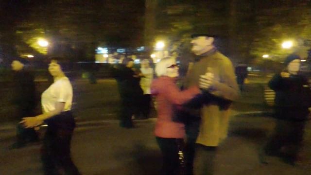 Незабудка!!!Народные танцы,сад Шевченко,Харьков!!! смотреть онлайн