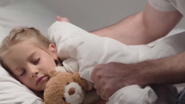 «Ночка-колыбельная для дочки» сл.Андрона Распутина, муз.Татьяны Романовой, исп.Денис Яковлев смотреть онлайн