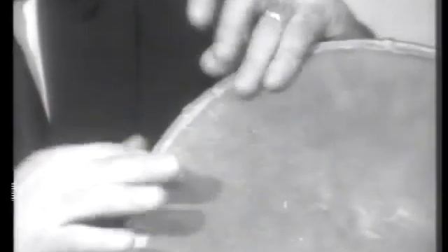 A. Merangulyan radio and TV folk. instrum. ensemble soloist Vache Hovsepyan - Caucasian dance смотреть онлайн