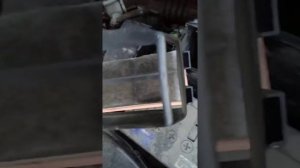 Замена фильтра воздушного Лада хрей-2017г