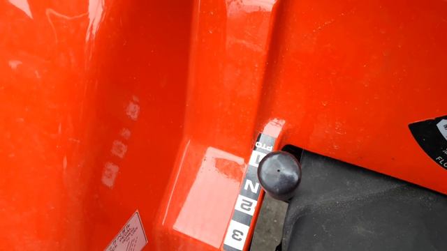 Японский мини трактор MITSUBISHI MT18D смотреть онлайн