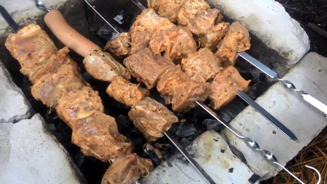 Костёр готов. Жарим Свинку-Пэпу смотреть онлайн