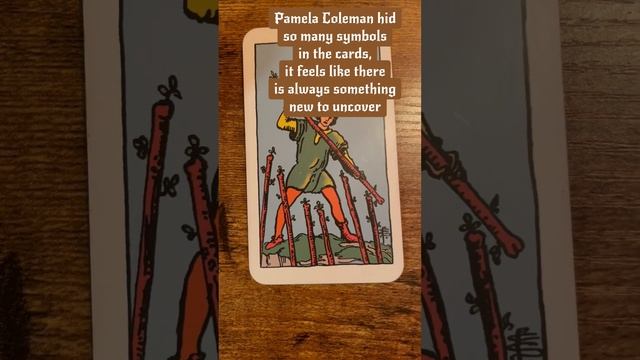 Hidden symbol in the Rider Waite Smith - Seven of Wands смотреть онлайн