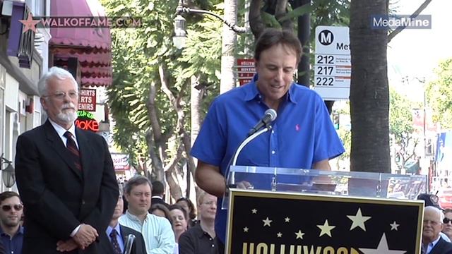 Kevin Nealon Honors Phil Hartman on the Hollywood Walk of Fame смотреть онлайн
