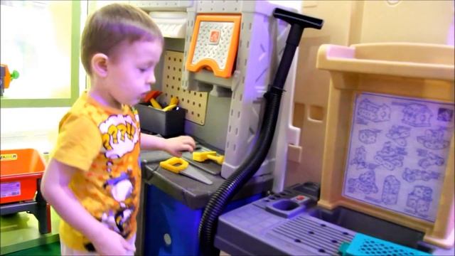 VLOG ► Встреча с Дедом Морозом ► Можно ли взять напиток, выпить,а на кассе рассчитаться? смотреть онлайн