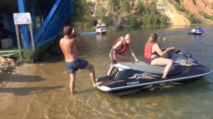 Гидроцикл Yamaha VXS 180 л.с. Осваиваем технику и катаемся по красивому карьеру.