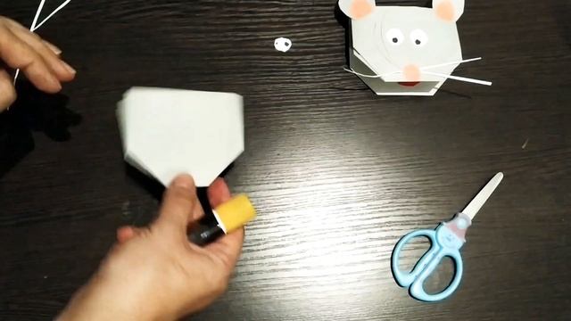 Мышка из бумаги - игрушка своими руками | Как сделать бумажную мышку смотреть онлайн