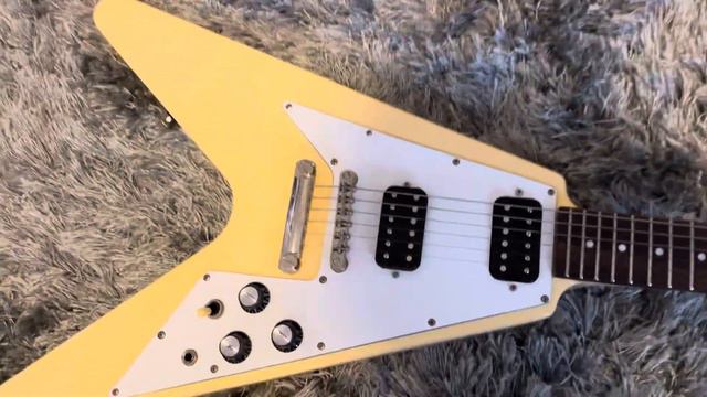 Kirk Hammett alternative Flying V - 2010 Epiphone 67 Reissue смотреть онлайн