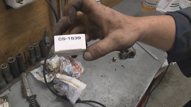 Рулевой карданчик. Замена крестовины. смотреть онлайн