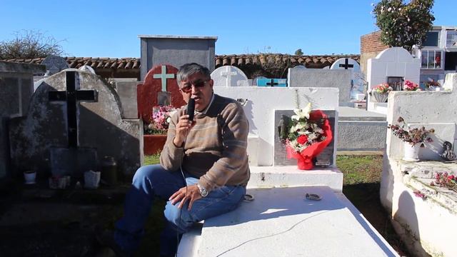 Visitando Los Abuelos En El Cementerio De Sauzal