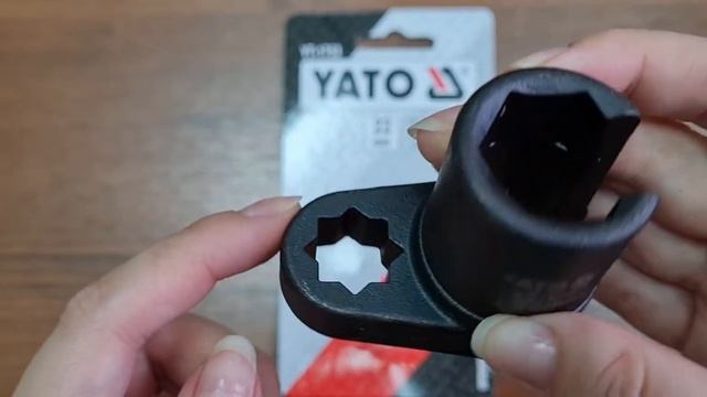 Ключ лямбда-зонда YATO 22 мм, CrMo, YT-1753 смотреть онлайн