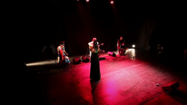 Corazon Flamenco - Czerwonym blaskiem otoczona. смотреть онлайн