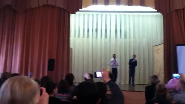 Илюха и Назя - Жду чуда смотреть онлайн