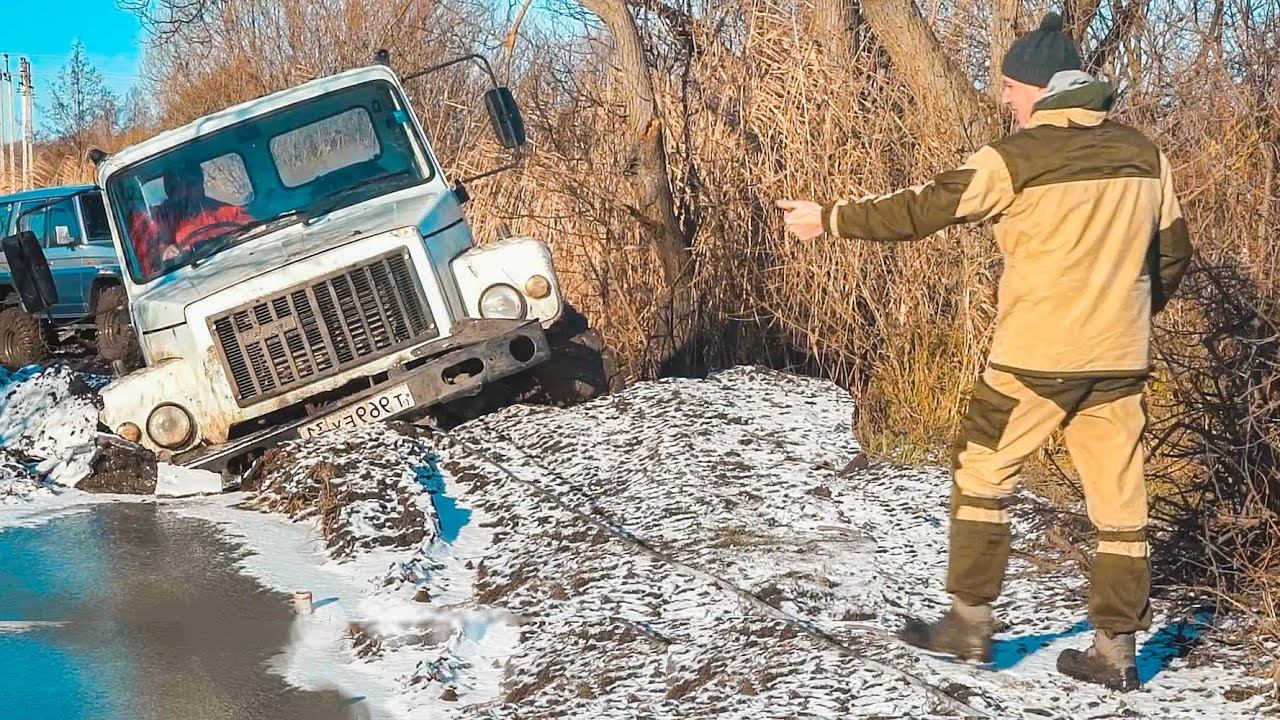 НЕ ПОВТОРЯТЬ! Toyota Prado против ГРУЗОВИКА смотреть онлайн