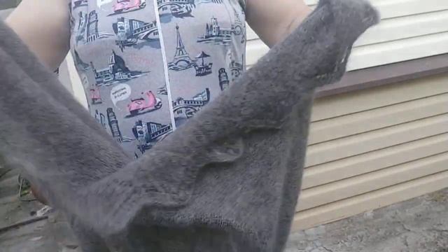 Пуховые платки и косынки не распушенные.Все вопросы по телефону 8 992 145-23-92 (есть ватсап) смотреть онлайн