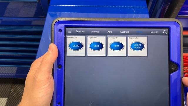 Will the Xtool A30M work for your car?? OBD2 scanner смотреть онлайн