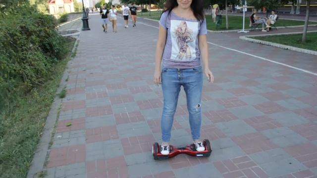 Катание на гироборде. Первое падение(( смотреть онлайн