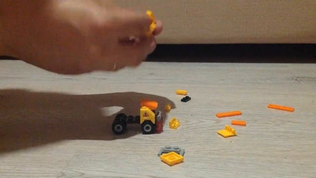 Игрушки: Как сделать самосвал из конструктора Uniks смотреть онлайн