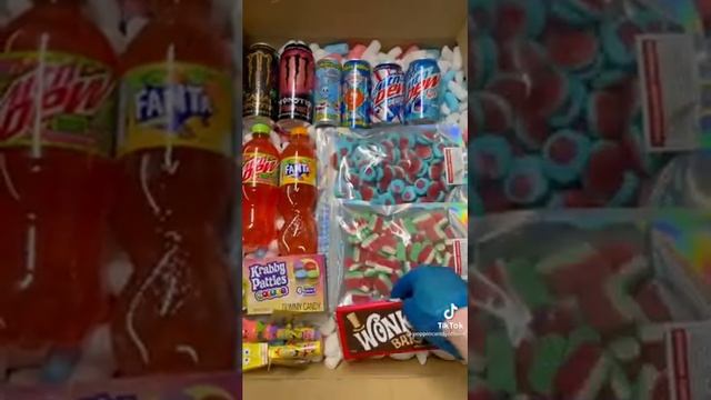 Packing A Customers Order | Mixed Sweets Bag Pick N Mix | Poppin Candy смотреть онлайн
