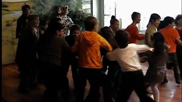 Осенний праздник 2008 шк 185 Новосибирск 5 смотреть онлайн