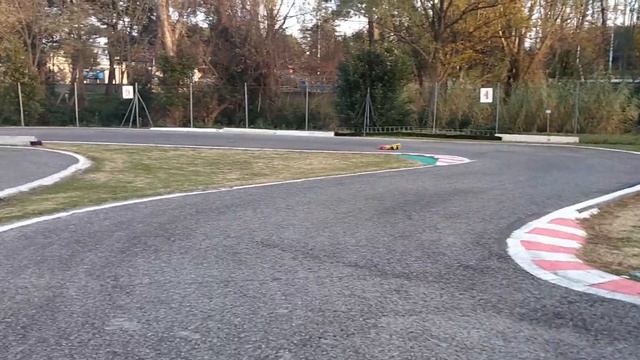 Vintage 1/8 on road - Vintage RC car 1978 - VCS Montecarlo - Picco 4 viti testa nera - Pure sound смотреть онлайн