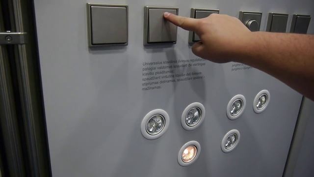 JUNG Universal Dimmer