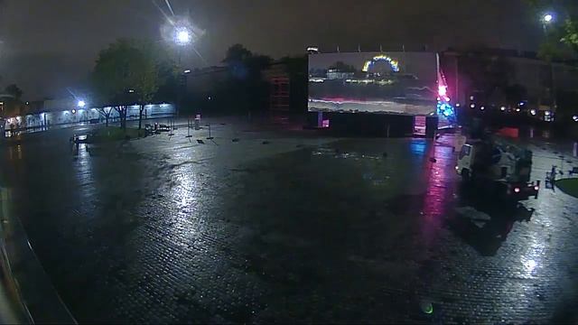Garage Screen Timelapse смотреть онлайн