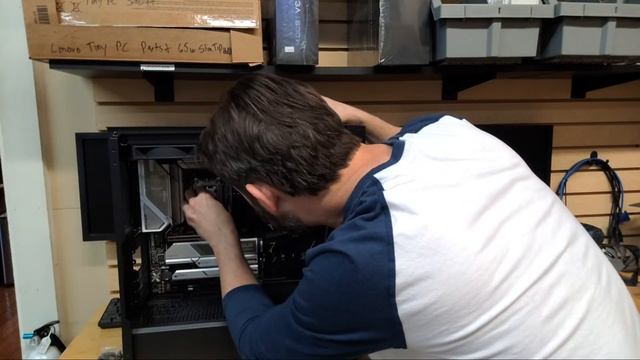 Custom Ryzen 9 7950X3D RTX 4090 Live Build смотреть онлайн